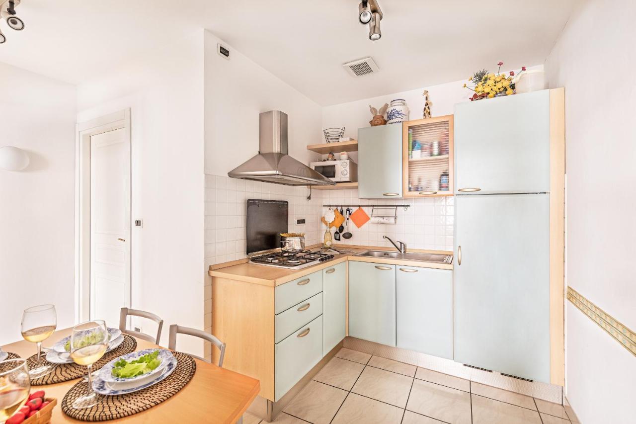 Apartamento Gaudio Flat Near Ariston Theater By Wonderful Italy San Remo Exterior foto